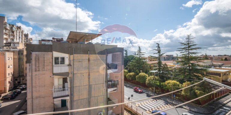 20250312161525-923671-18