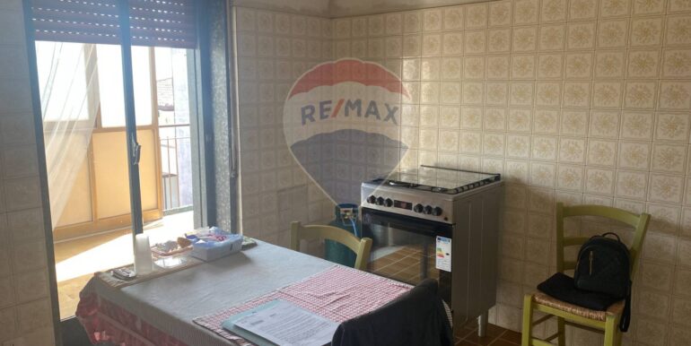 20250317174843-936832-8