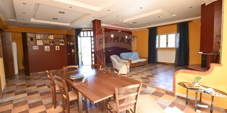 20250325104820-938714-5