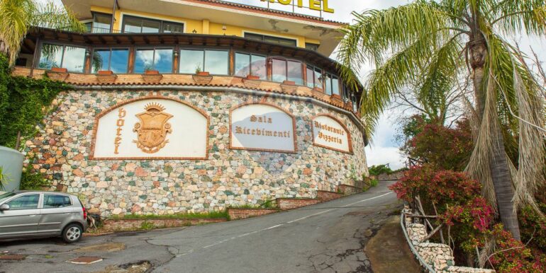 20250401190009-938903-1