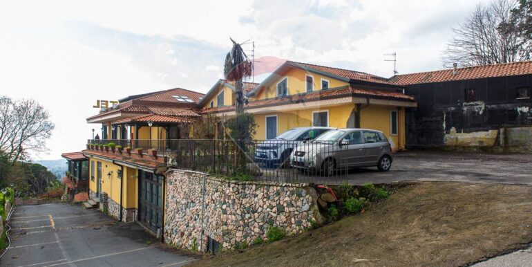 20250401190058-938903-18