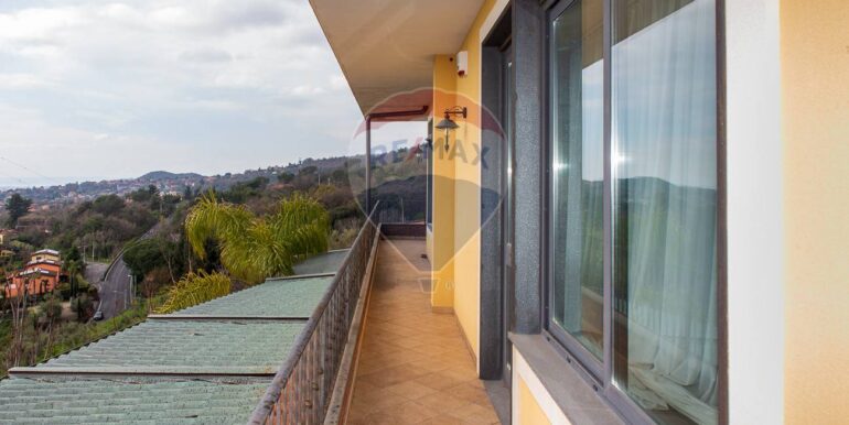 20250401190112-938903-25