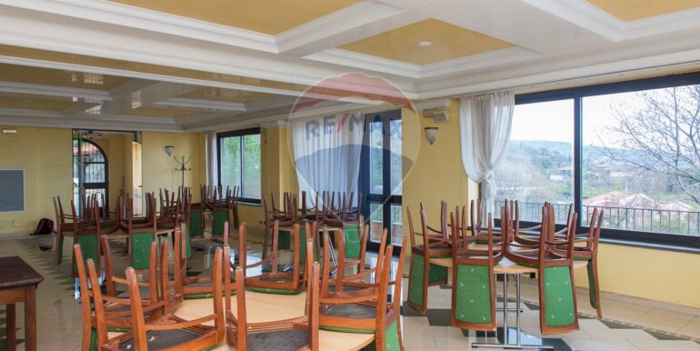 20250401190129-938903-33