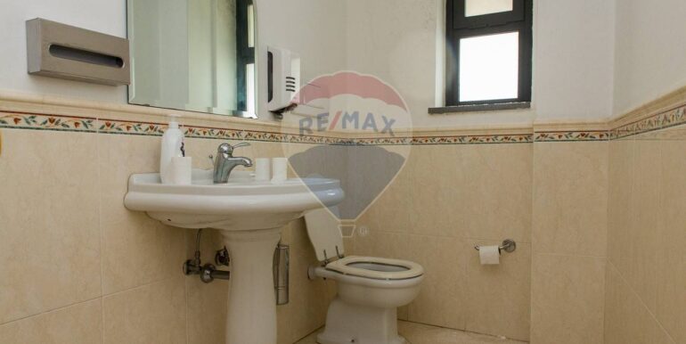 20250401190141-938903-40