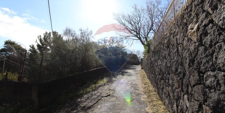 20250402122815-940317-7