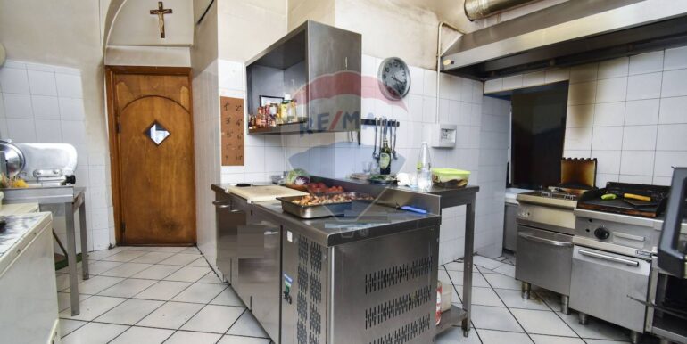 20250403205959-939681-28