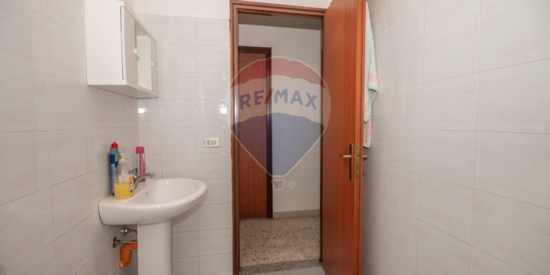 2025040422326-941798-15