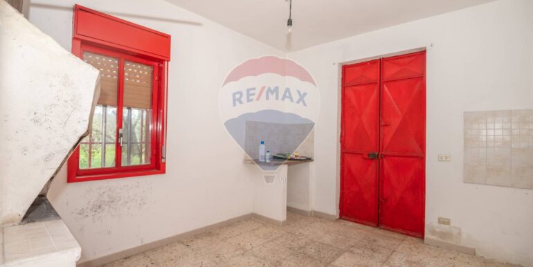 2025040422332-941798-16