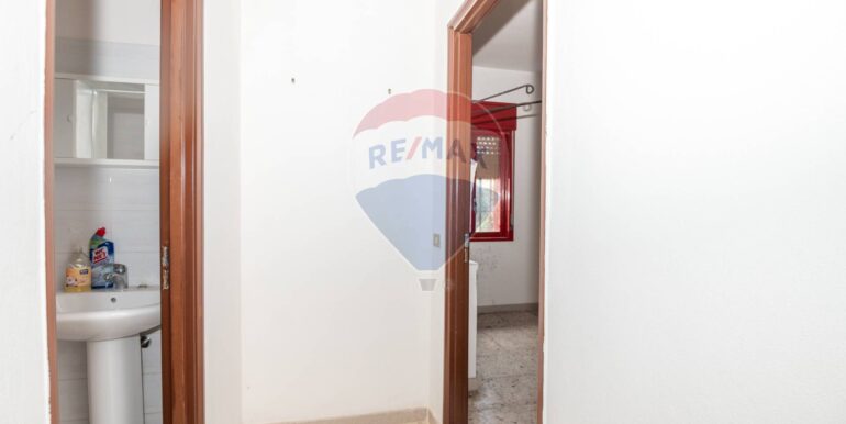 2025040422405-941798-21