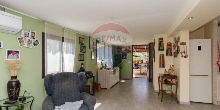 20250407173556-942560-10