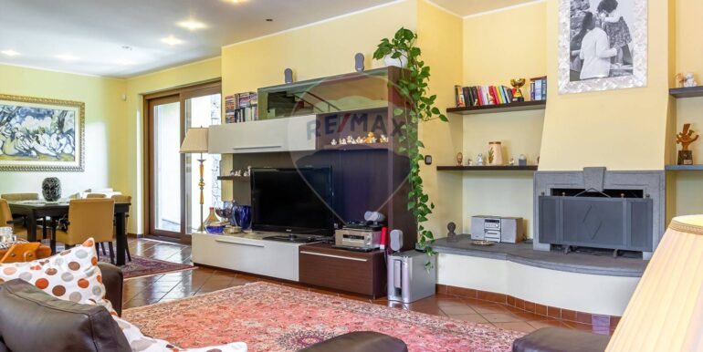 20250503185139-946372-7