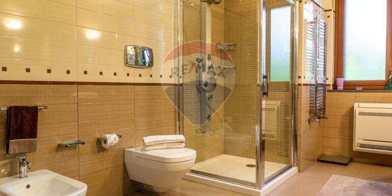 20250503185150-946372-15