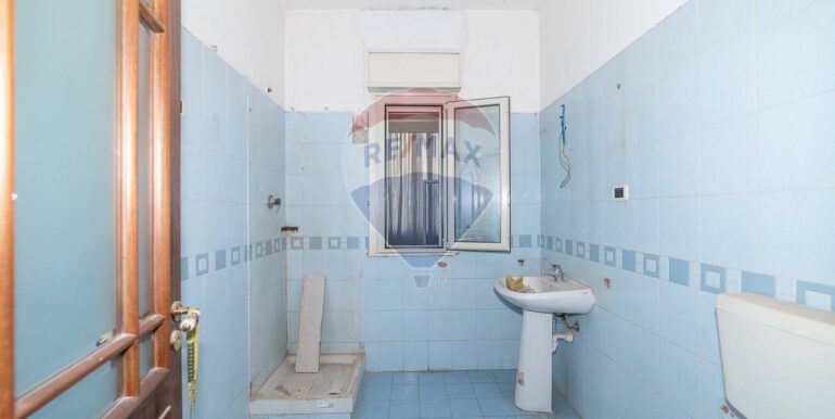 20250515183825-949266-19