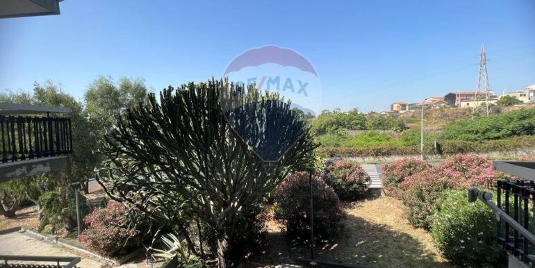 20250627183405-963176-11