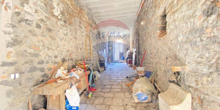 2025062894003-963245-2