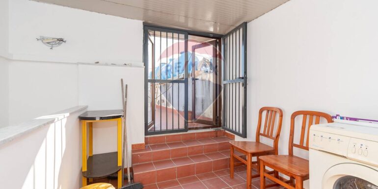 20250703194010-964857-17