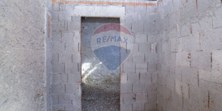 20250709115838-965953-12