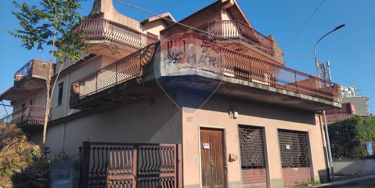 20250712192259-966530-7