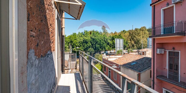 20250714230133-966807-11