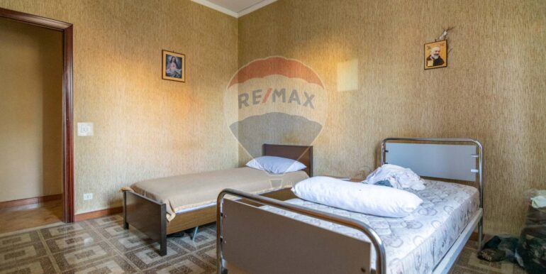 20250719183722-969372-19