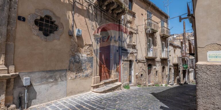 20250801174341-964816-1