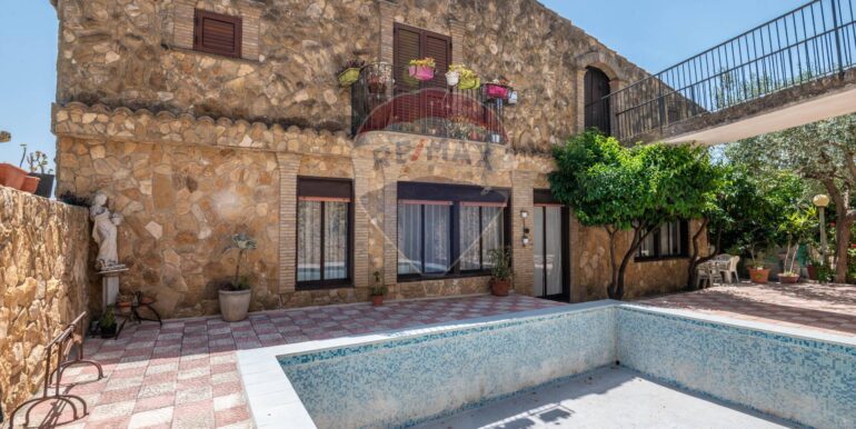 20250801194034-964822-12