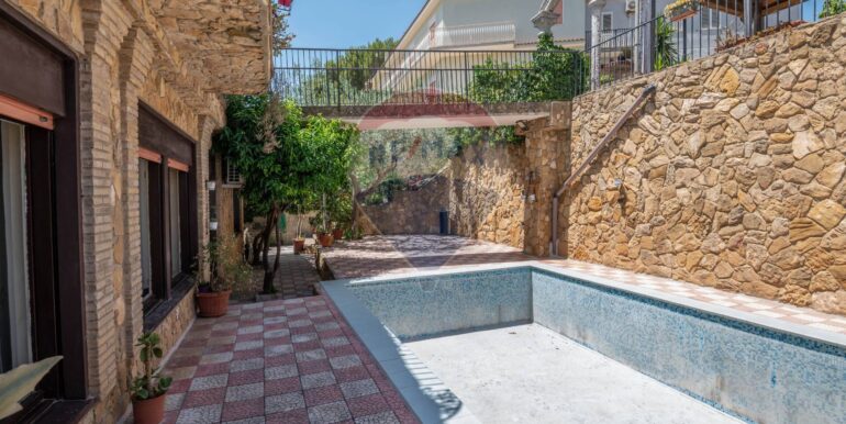 20250801194041-964822-14