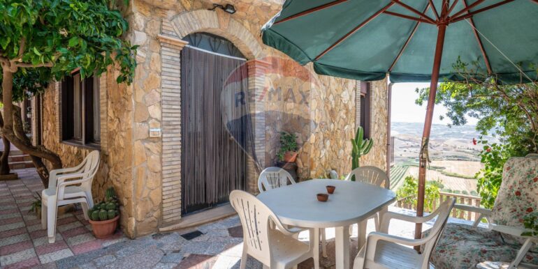 20250801194103-964822-19