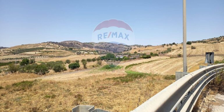 20250805171725-971949-4