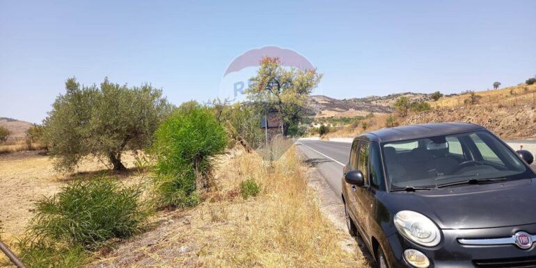 20250805171739-971949-8