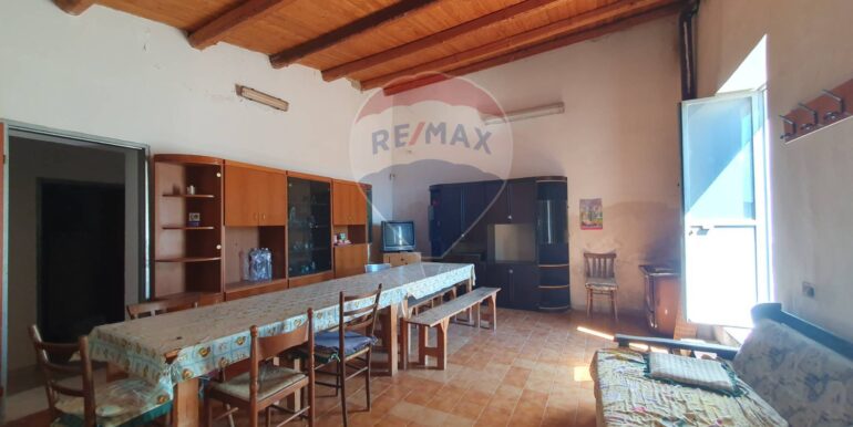 20250805171821-971949-18