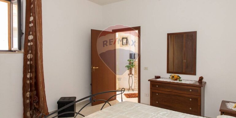 20250806170358-968885-13