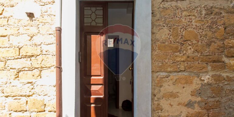 20250806170425-968885-19