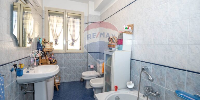 2025080814728-974012-12