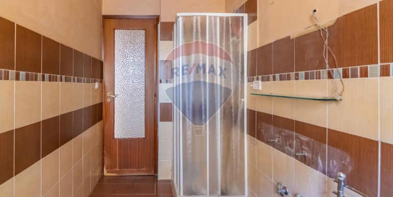 20250808181910-974549-13