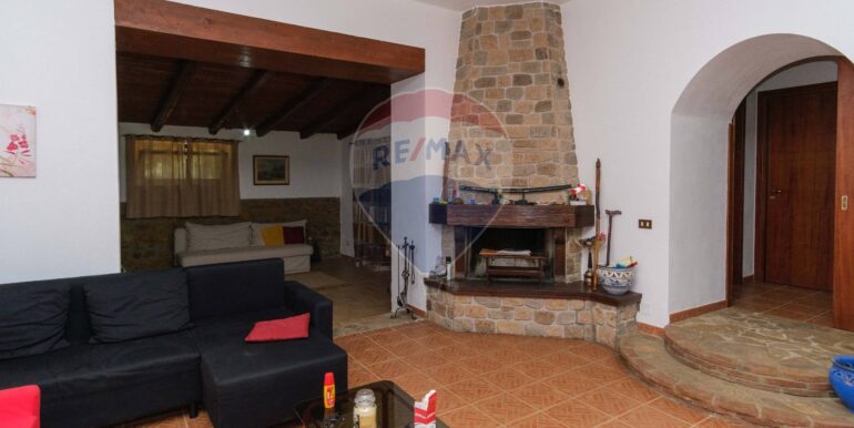 20250810112431-960168-10