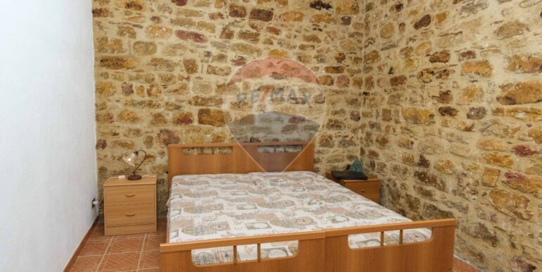 20250810112455-960168-16