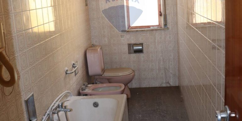 20250811133045-974605-16