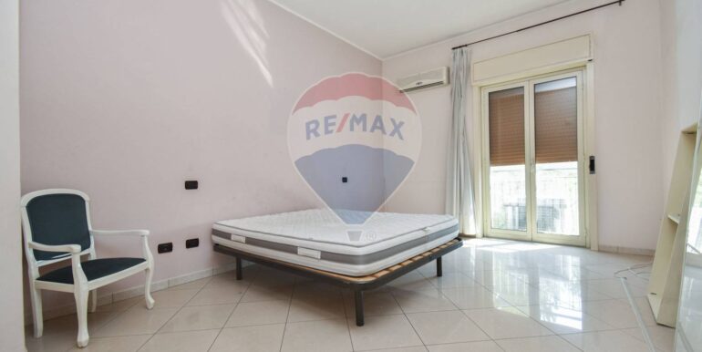 20250818153019-974217-15