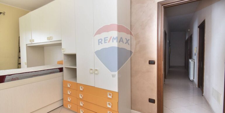 20250818153107-974217-36