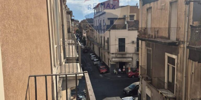 20250819201029-975081-14