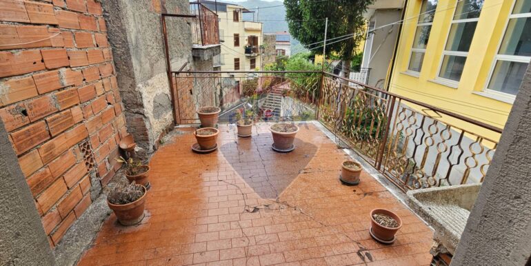 20250821135245-975299-9