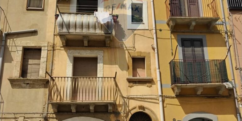 20250821172627-975309-6