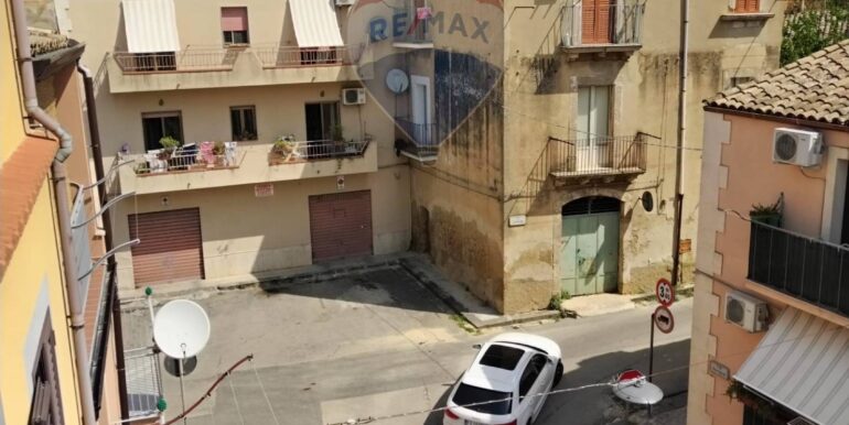 20250821172736-975309-29