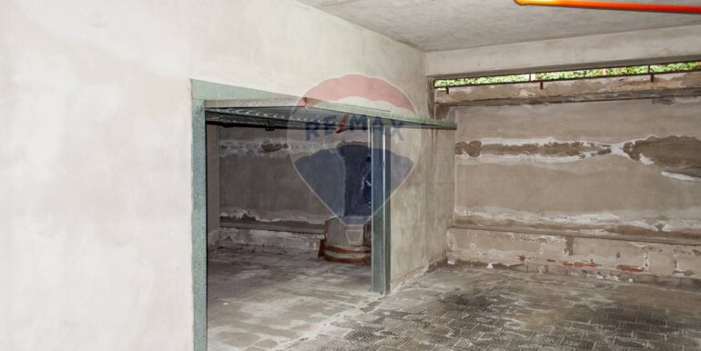 2025082124503-975239-3