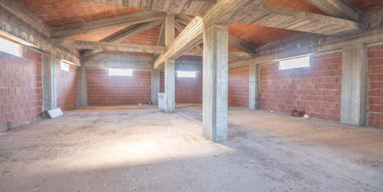 20250825173002-975646-2