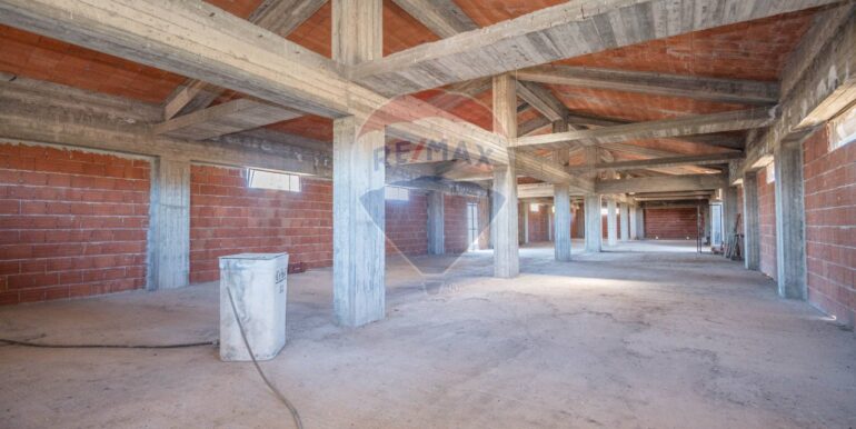 20250825173021-975646-7