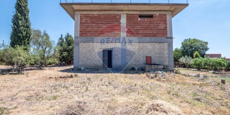 20250825173045-975646-13