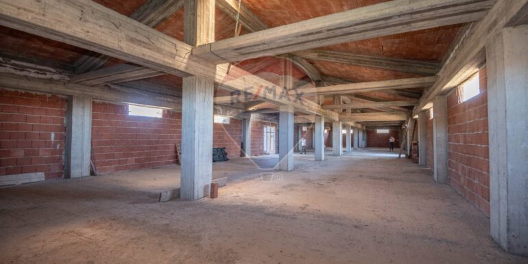 20250825173114-975646-21