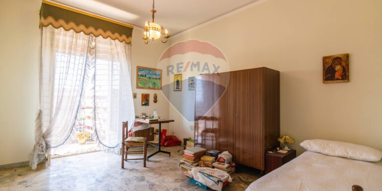 20250826210952-975727-14